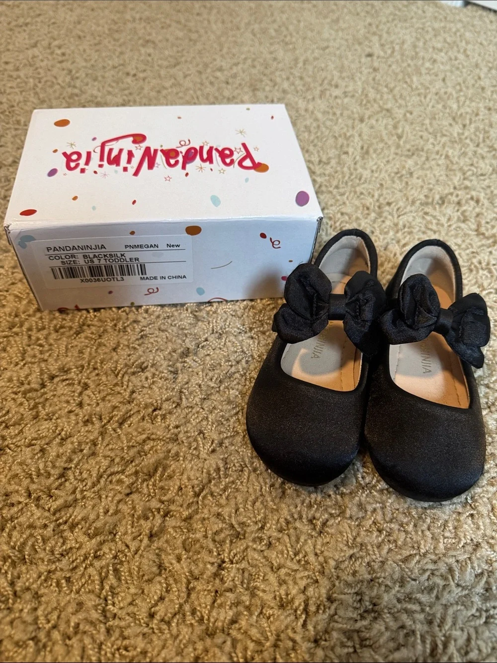 Black Bow Girls' Mary Jane Dress Shoes by